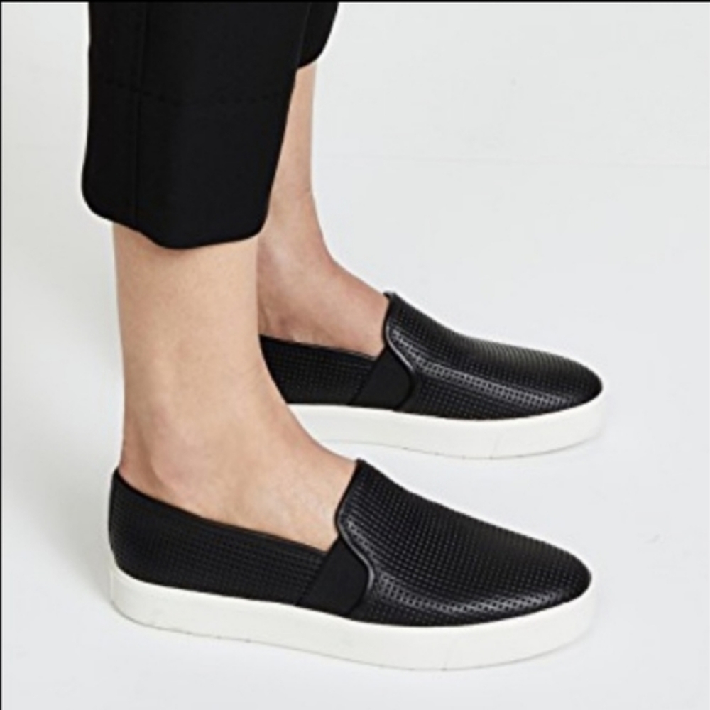 Vince Blair Slip-Ons Black Perforated Leather 40